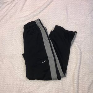 NIKE SWEATPANTS